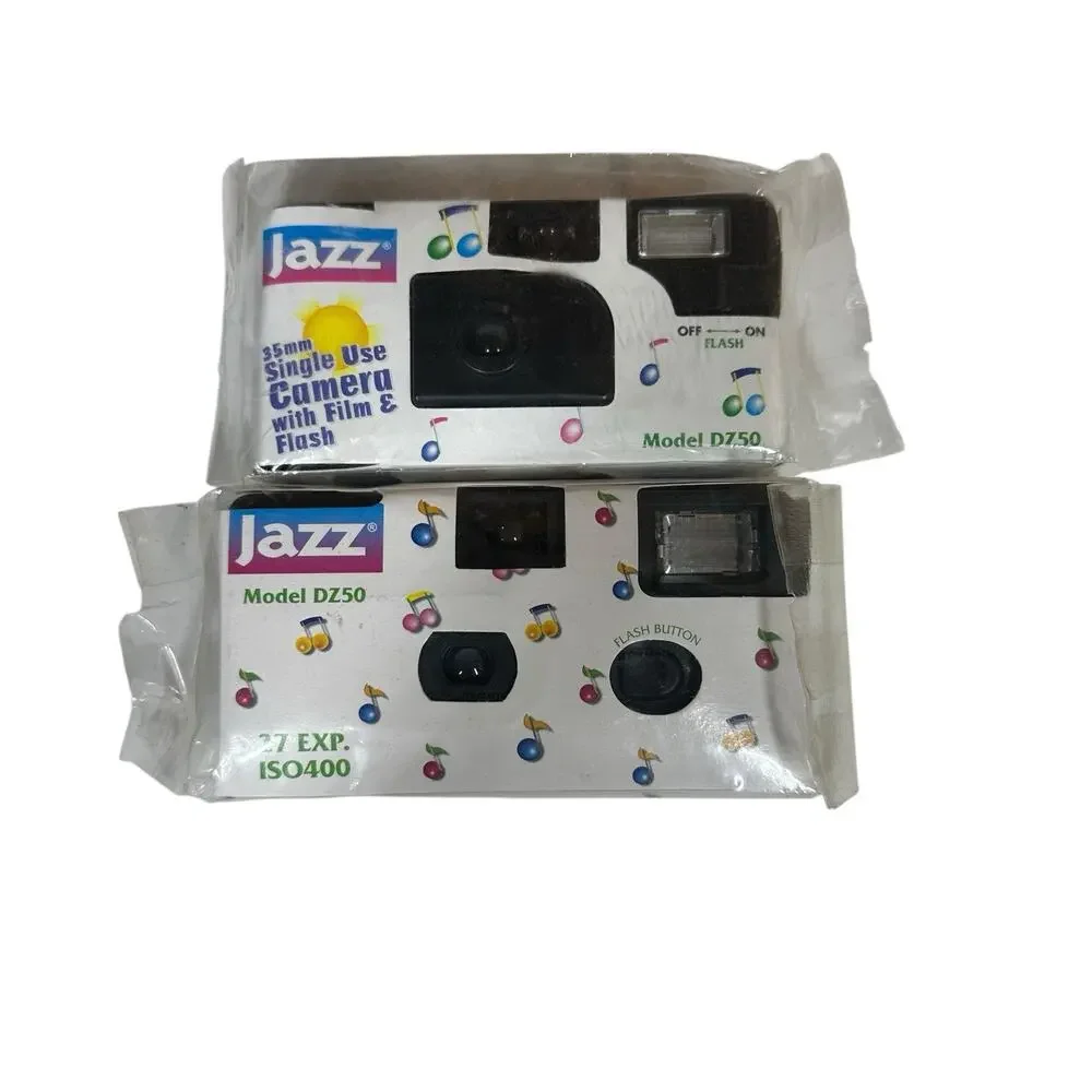 Vtg Jazz Indoor Outdoor 35mm Single Use Camera Film Flash DZ50 27 Exposures (2)